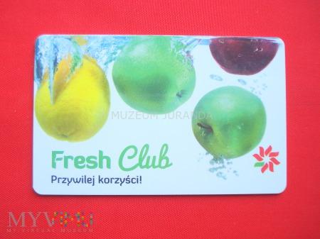 Karta lojalnościowa Freshmarket () 208-2-4 Karta lojalnościowa Freshmarket () Muzeum a 204 Karta programu Fresh Club Przywilej Korzyści wydana dla sieci supermarketów Freshmarket przez Żabka sp.z o.o.wykonana z grubego plastiku,z kodem kreskowym i numerem.