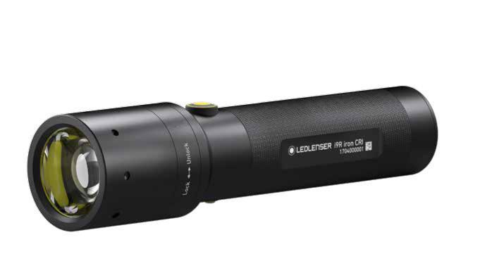 24 SERIA PRZEMYSŁOWA LATARKI 25 i9r iron CRI LED BOOST POWER MID POWER LOW POWER Strumień światła 1 [lm] 500 40 Odległość wiązki 1 [m] 270 80 Czas pracy 1 [h] 6 35 Konfiguracja LED 1x High Power LED