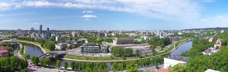 Panorama Wilna z wieży Giedymina Fot. Lestat (Jan Mehlich), Wikimedia Commons POCZTÓWKA Z.