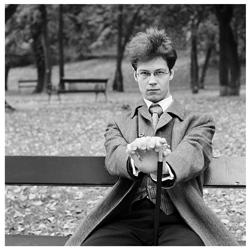 McDarrah, 1962 stanisław ignacy witkiewicz aka witkacy Najbardziej znany polski dandys, który szokował Zakopane swoimi pomarańczowymi skarpetkami, dziwnymi okularami i nieprzeciętną pozą, nie
