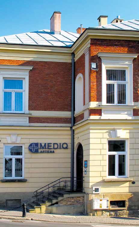 lokalizację, wielkość i rodzaj tablicy lub urządzenia
