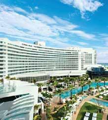 hotele Floryda Położenie: Położony nad brzegiem oceanu Collins Avenue, w samym sercu Millionaires Row.