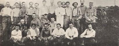 Pierwsze mecze piłkarskie w Legionach rozegrano już wczesną wiosną 1915 roku.