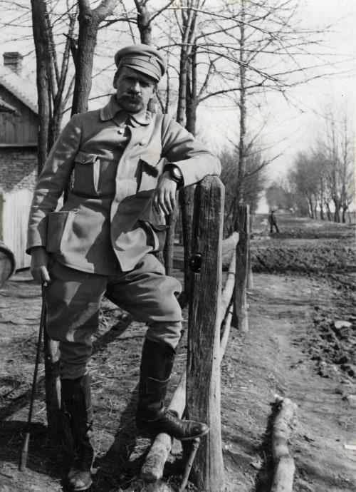były surowo zakazane na całym terenie objętym przez I Brygadę LP. Legionistom wolno było kupować za pieniądze tylko to, co mieszkańcy wiosek, sami i dobrowolnie, chcieli sprzedać.