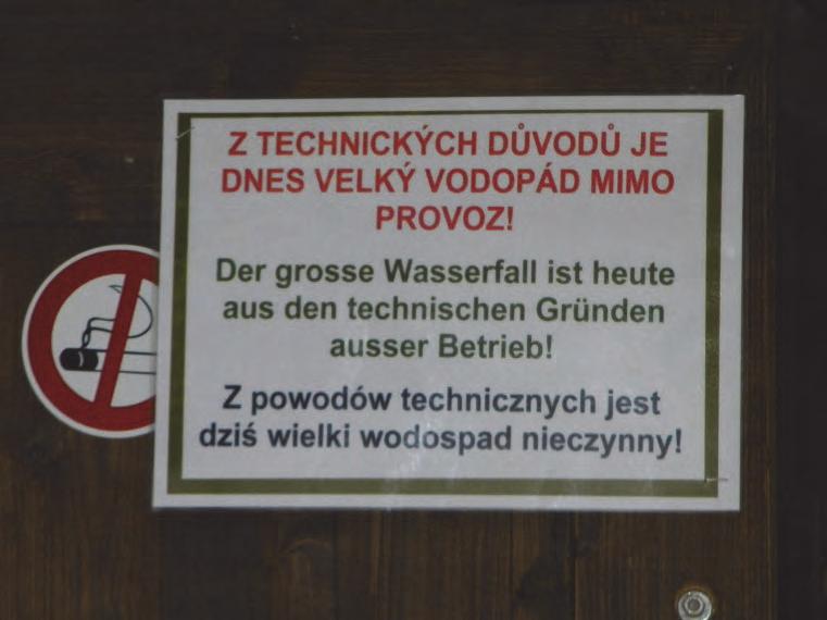 WOJCIECH HOFMAŃSKI: Pop(lingwo)kultura lingwistyka kontaktowa jako kolaż dyscyplin 37 bardzo różne fakty językowe. Część z nich musi być rozpatrywana w całkowicie odmienny sposób.