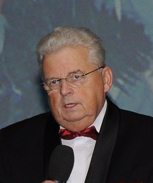 Prof. dr hab. med. Olgierd Smoleński (1937 2015) Olgierd Smoleński urodził się w 26 kwietnia 1937 roku w Wilnie.