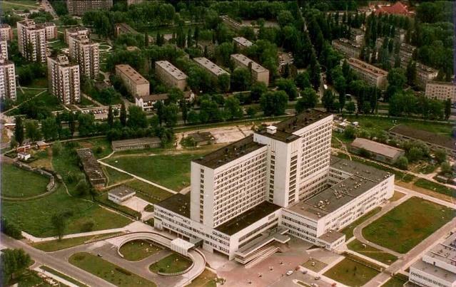 W latach siedemdziesiątych ubiegłego wieku czynnie włączył się w przygotowywania programu przeszczepiania nerek.