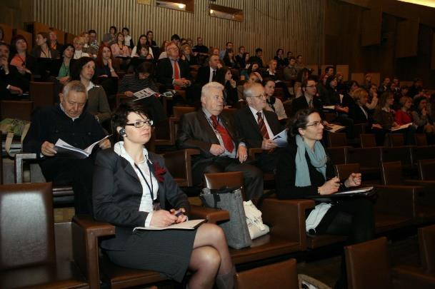chorobami nerek, a w szczególności chorych dializowanych.
