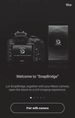 4 Urządzenie inteligentne: Uruchom aplikację SnapBridge i stuknij opcję Pair with camera (Paruj z aparatem).