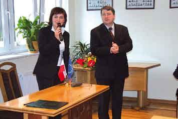 str. 27 Jubileusze Zgodność pożycia małżeńskiego, trud pracy i wyrzeczeń dla dobra założonej przed wieloma laty rodziny oraz jubileusz urodzin doceniony został przez władze Gminy Tczew, dowodem