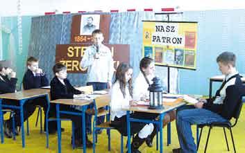 Patron szkoły Kolejna rocznica śmierci wybitnego pisarza, popularyzatora wiedzy o Pomorzu Stefana Żeromskiego stała się okazją do upamiętnienia sylwetki tego wybitnego Polaka.