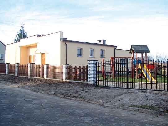 8) Wykonanie ogrzewania gazowego w świetlicy wiejskiej w Bałdowie zadanie obejmowało wykonanie stosownej dokumentacji projektowej jak również wykonanie robót budowlanych ogrzewania w świetlicy