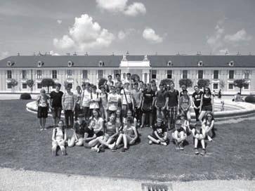str.15 Č A S školstvo Viktória Ganderáková, 7.A (v kategórii jednotlivcov 11. miesto) Viktória Koperová, 7.A (v kategórii jednotlivcov 1. miesto) MiriamMiková, 7.A (v kategórii jednotlivcov 2.