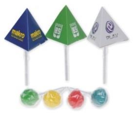 lizaku Wymiary opakowania sześcian o boku 28 mm piramidka o boku 58 mm 45 mm Ilość lizaków w 1 kg ok. 93 szt. ok. 93 szt. ok. 38 szt.