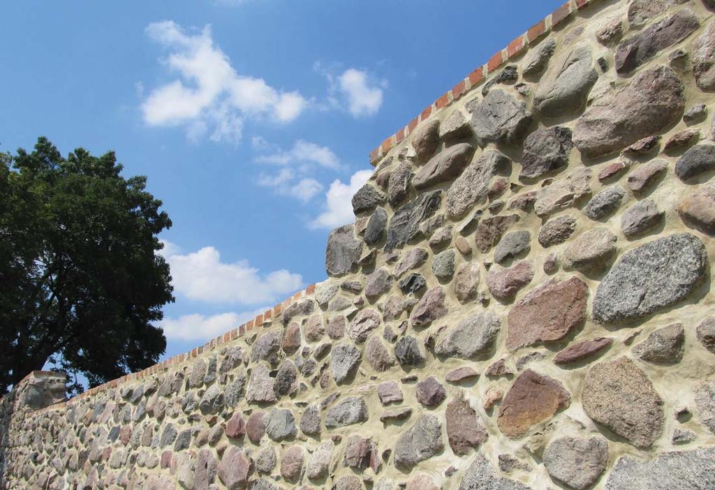 ZAPRAWY DO SPOINOWANIA MURÓW Oryginalne zaprawy wapienne, którymi spoinowano mury, charakteryzowały