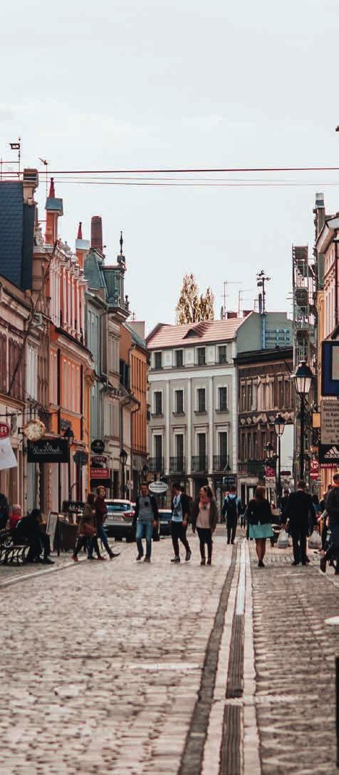 Przykładowe imprezy: Mie dzynarodowy Festiwal Sztuki Autorów Zdje ć Filmowych CAMERIMAGE Bydgoski Festiwal Operowy Europejski Festiwal Lekkoatletyczny Bydgoska Noc Muzealna Ster na Bydgoszcz Drums