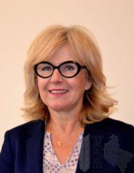Wiesława Nowak, dyrektor WODR w Poznaniu Wiesława Nowak, dyrektor WODR w Poznaniu, tak widzi rolę doradców: Staramy się, aby oprócz zasugerowanych priorytetów działania państwa, doradcy WODR w