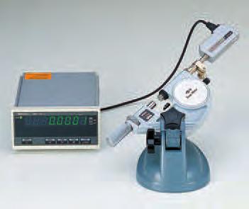 5-1 N Z etui i podpórką przedmiotu mierzonego, bez czujnika 523-141 (Czujnik nie stanowi wyposażenia standardowego) Powtarzalność µm L D Waga