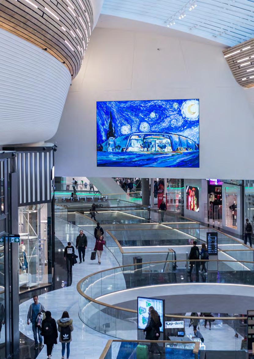 Realizacja wielkoformatowych ekranów LED w najnowocześniejszej galerii w Polsce - powierzchnia ekranu: 36 m kw.