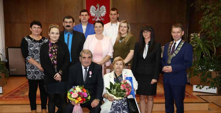 Złote gody w Urzędzie Stanu Cywilnego W związku z pytaniami, jak organizuje się jubileusze