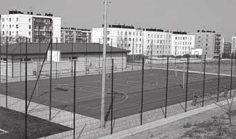 lipca 2009 r. do kwietnia br. realizowano budowę boisk sportowych przy Od ul. Akacjowej w ramach programu Orlik 2012.