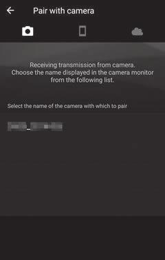 4 5 Urządzenie inteligentne: stuknij w nazwę aparatu w oknie dialogowym Pair with camera (Sparuj z aparatem).