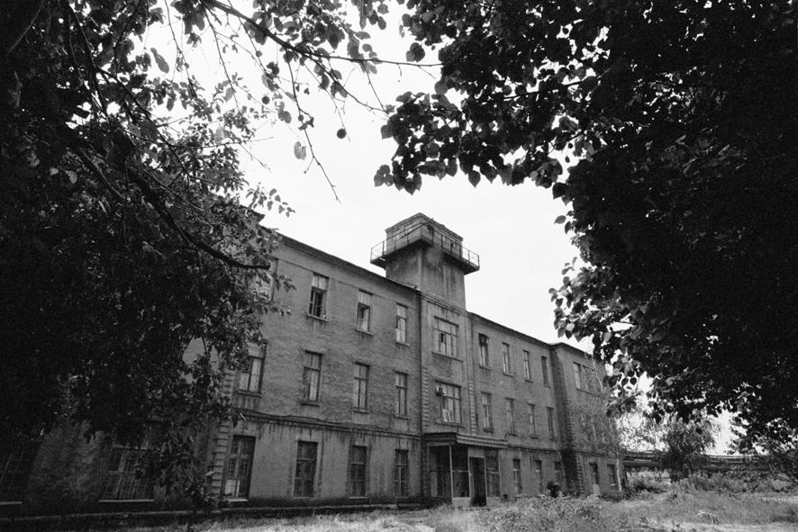 Zachował się budynek wydziału technicznego w którym 70 lat temu