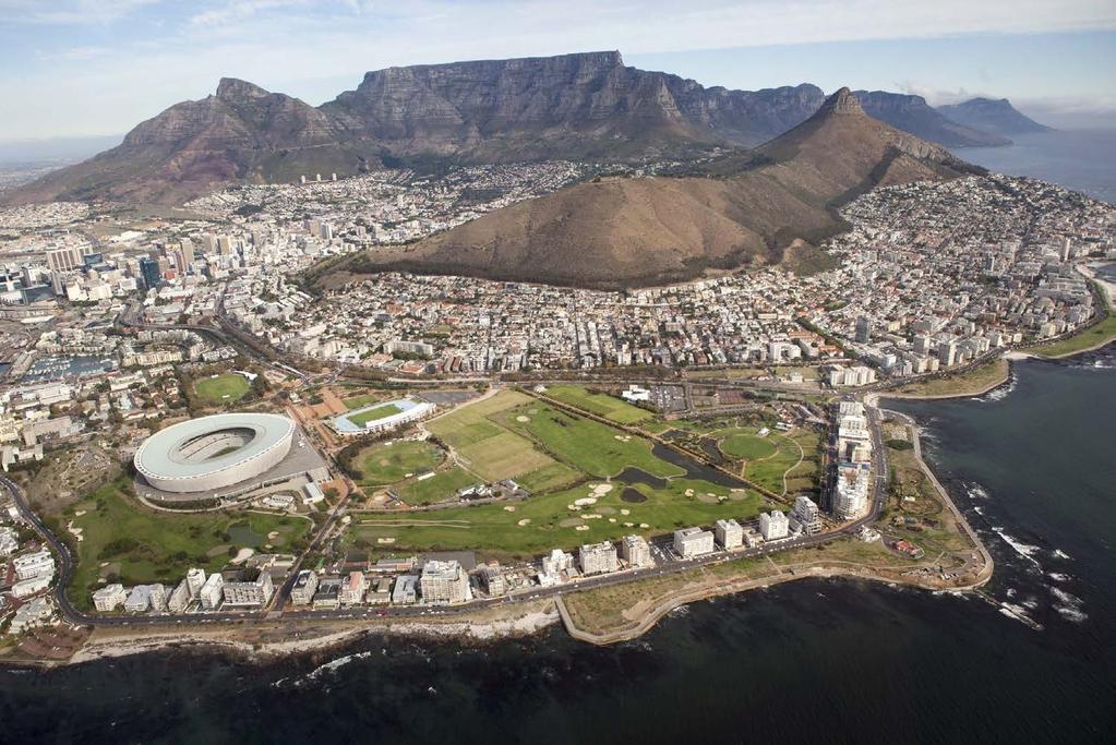 DZIEŃ 8 Cape Town WATERFRONT - AKWARIUM - BO-KAAP - AUTOBUS WIDOKOWY Po śniadaniu udamy się do dzielnicy Kapsztadu, Waterfront na zakupy.