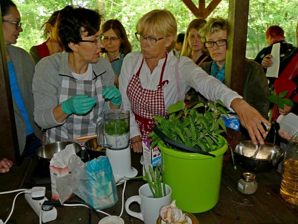 osób dorosłych i całych rodzin, z której