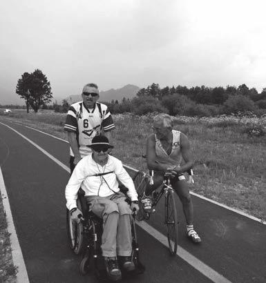 Organizátori podujatia pripravili pre bežcov trate rôznej náročnosti (4 km, 8 km, 16 km, pre nordic walking 8 km), Bežte pre tých, ktorí behať nemôžu Milan Mach z Tatranskej Lomnice pracoval na