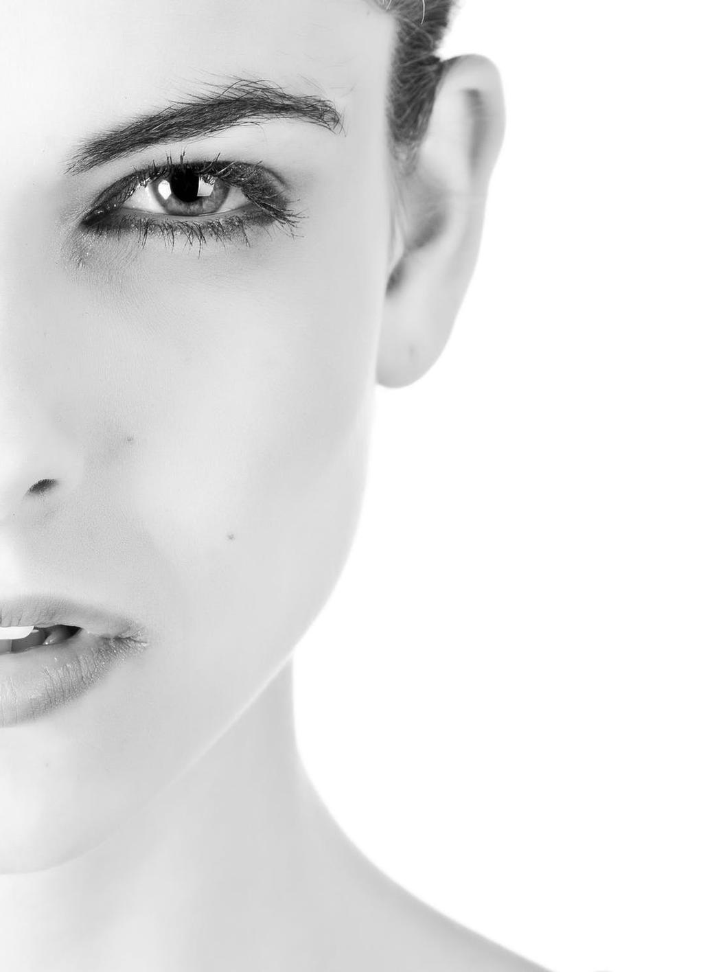 Trendy face care W pierwszym kwartale 2018, najczęściej pojawiającymi się we wszystkich językach tematami dyskusji były: maski (54,00%), konkretne składniki - takie, jak witaminy, kwas hialuronowy i