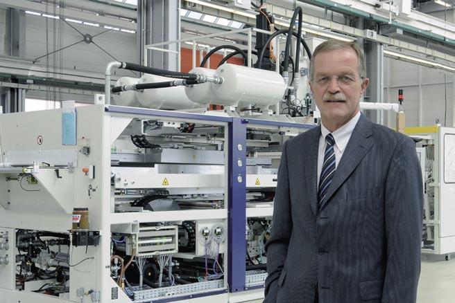 Opatentowana przez firmę Ashi technologia wtryskiwania gazu na powierzchnię zewnętrzną wypraski (External Gas Molding EGM) wprowadzanie gazu pomiędzy wyrób, a ścianki formy w celu zmniejszenia