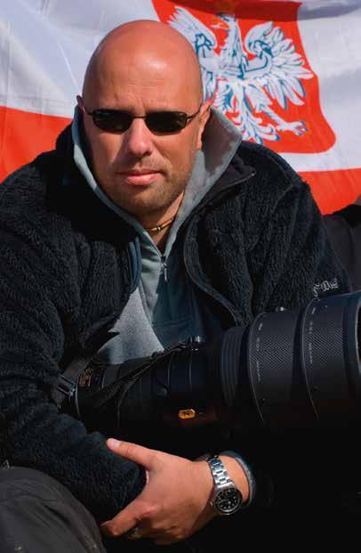 OD REDAKCJI / WYWIAD z ODLOTOWYM FOTOGRAFEM - czyli krótka rozmowa ze Sławkiem hesją Krajniewskim Redakcja: Hesja, powiedz szczerze co było pierwsze: miłość do lotnictwa czy miłość do fotografii?