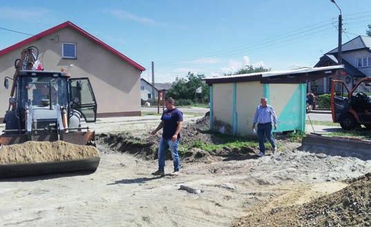 Trwa przebudowa dróg w Gródkach na działce nr 79/34 tj. na osiedlu bloków i Zespołu Szkół. Wartość inwestycji to ponad 690 tys.