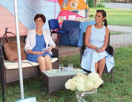 Najmłodsi z Gminy Płośnica przez cały tydzień poprzedzający spotkanie na skwerze, malowały prace z wykorzystaniem