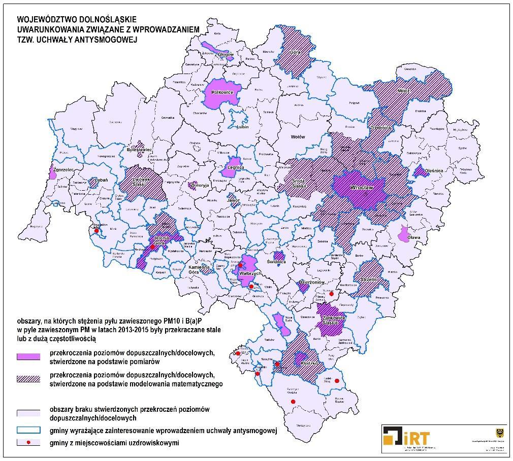 Występujące w przypadku niektórych gmin różnice pomiędzy wynikami modelowania matematycznego a wynikami pomiarów rzeczywistych są spowodowane niedoszacowaniem wielkości emisji na danym obszarze oraz