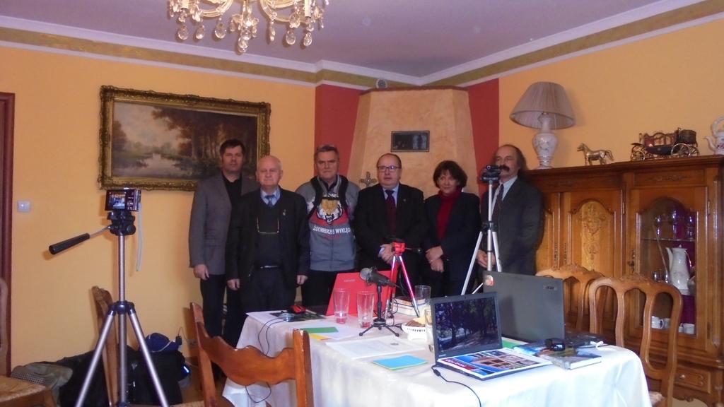 SUMMARIUSZ RADY KRÓLEWSKIEJ Ziemiach Korony Królestwa Polskiego oferując wspólny kod kulturowy cywilizacyjny tj. Unię Christianitas.