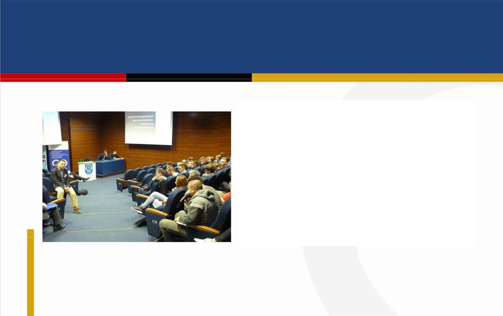 Spotkania z filmem. W ramach tych spotkań pragniemy przedstawić prelekcję filmów dokumentalnych, które stanowią punkt odniesienia do dyskusji na tematy polityczne, kulturalne czy społeczne.