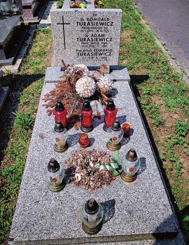 14 Romuald TURASIEWICZ 1930-2005 Botanik, kierownik Katedry Botaniki Farmaceutycznej Akademii Medycznej w Krakowie (1951-1971).