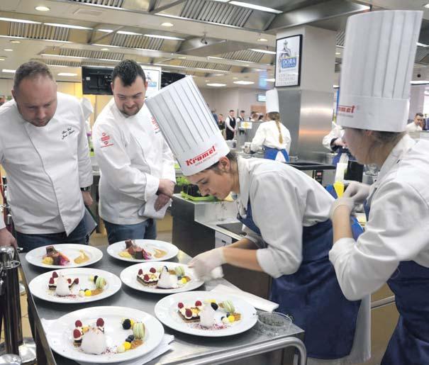 Obecnie w bialskim wolontariacie pracuje około 100 osób, ludzi w różnym wieku: od 16 do 80 lat. Prowadzę Centrum od dwóch lat.