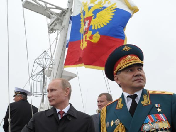 Rosyjskiej w gabinecie Prezydenta Władimira Putina : flaga państwowa FR,