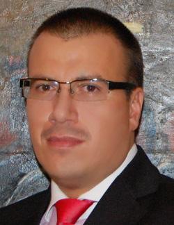 PIOTR HOFMAN Prezes Zarządu Spółki HM Inwest S.A. Założyciel firmy HM INWEST S.A. Począwszy od roku 1996 rozpoczął budowanie firm zajmujących się działalnością deweloperską w zakresie budownictwa mieszkaniowego.