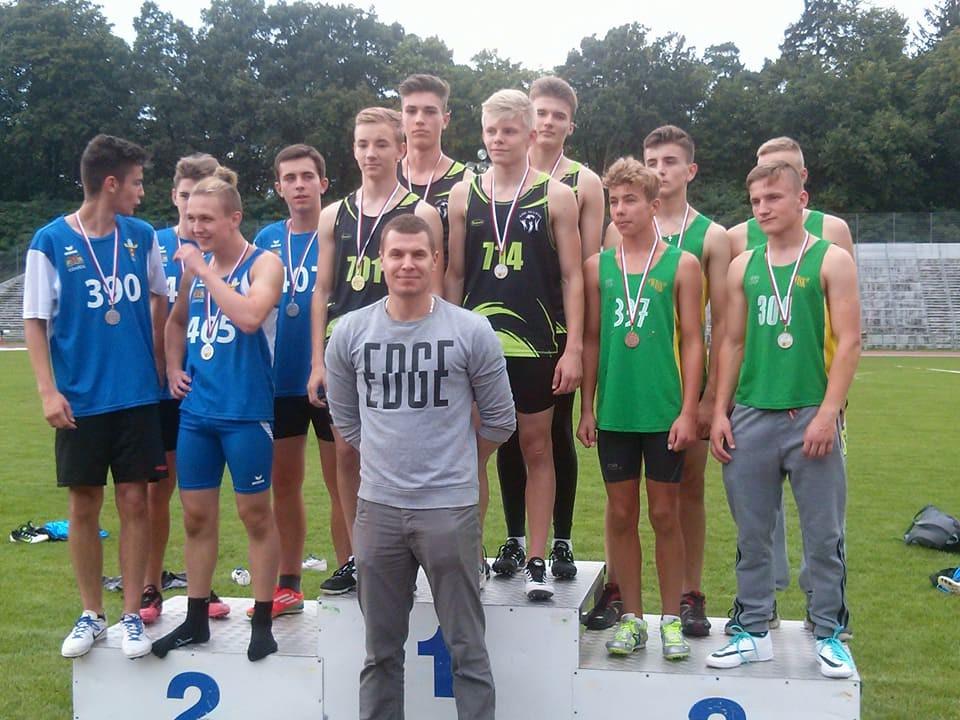 Mistrzostwa Makroregionu U 16, 9.09.Słupsk Ogromnym sukcesem zakończył się start naszych młodych lekkoatletów w Międzywojewódzkich Mistrzostwach Młodzików w Słupsku.