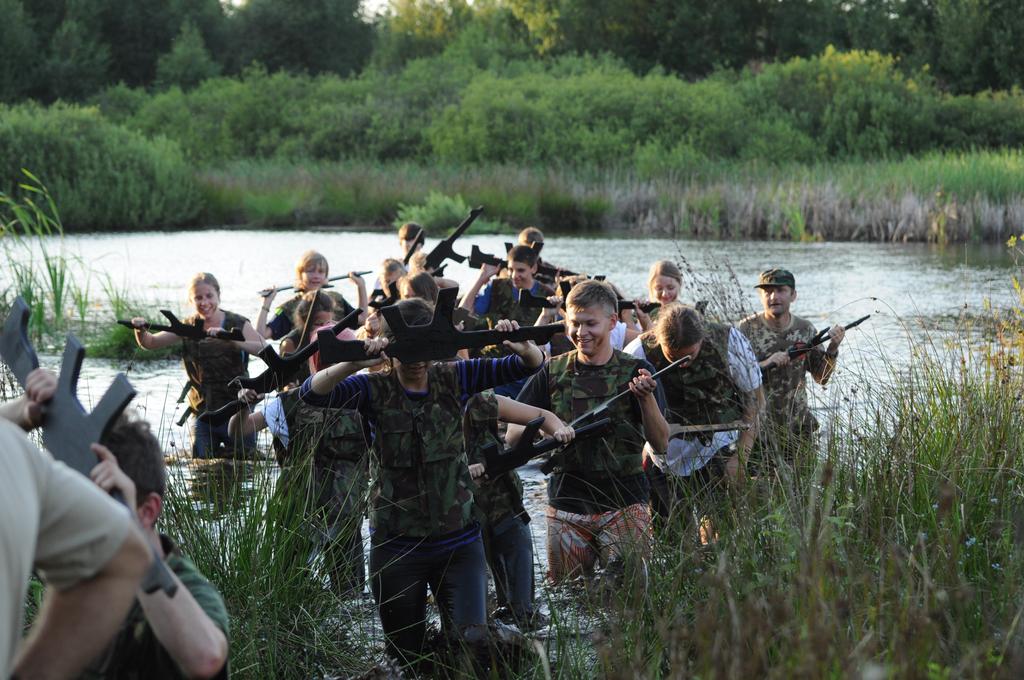 SŁOWIAŃSKA PRZYGODA program - 4 godzinny. Pobyt we wczesnośredniowiecznej osadzie PIASTÓW -,,historia na żywo.