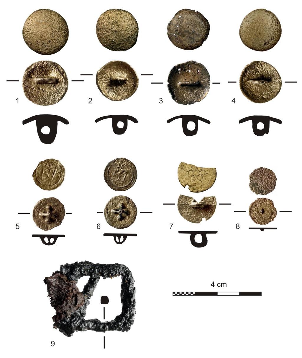 Tab. 3. Kałuszyn, gm. loco, woj. mazowieckie. Zabytki z obiektu nr 25. 1-4 guziki (nr inw.