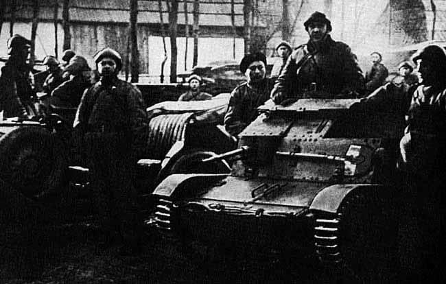 Zgodnie z zadaniami mobilizacyjnymi dywizjon formował w alarmie w grupie żółtej : 1. pięć pociągów pancernych nr 51-55 2.