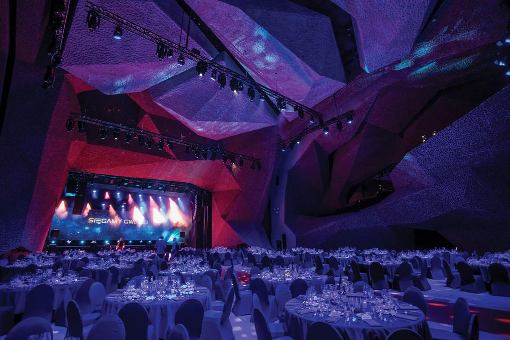 Sala Koncertowa na płasko Zespół CKK Jordanki stara się wszystkie imprezy, zarówno te o charakterze artystycznym, jak i konferencje oraz kongresy, realizować na najwyższym poziomie.