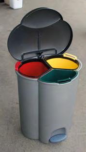 pedałem materiał polipropylen pojemnik trójdzielny KOS176 2x 17 l, 1x 6 l 39,4 x 48 x 59,2 cm 158,00 PLN 134,30