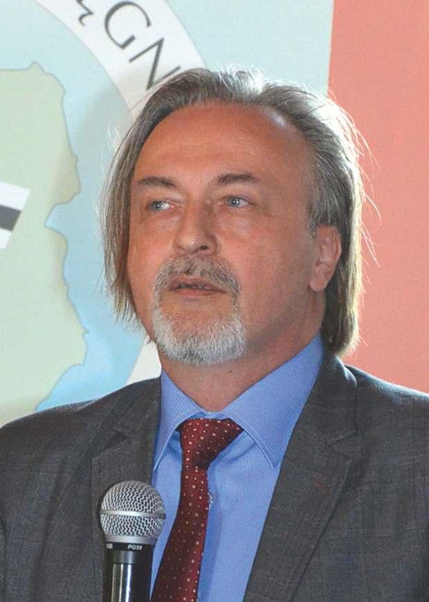 medycznej nad pacjentem.