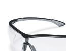 nosek i miękkie zauszniki zapobiegające ześlizgiwaniu się okularów (technologia uvex duo component) pozwalają na pewne dopasowanie i wygodę uvex sportstyle 993.